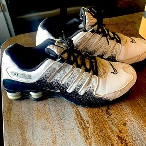 Men’s vintage Nike Shox size 10.5 white and black